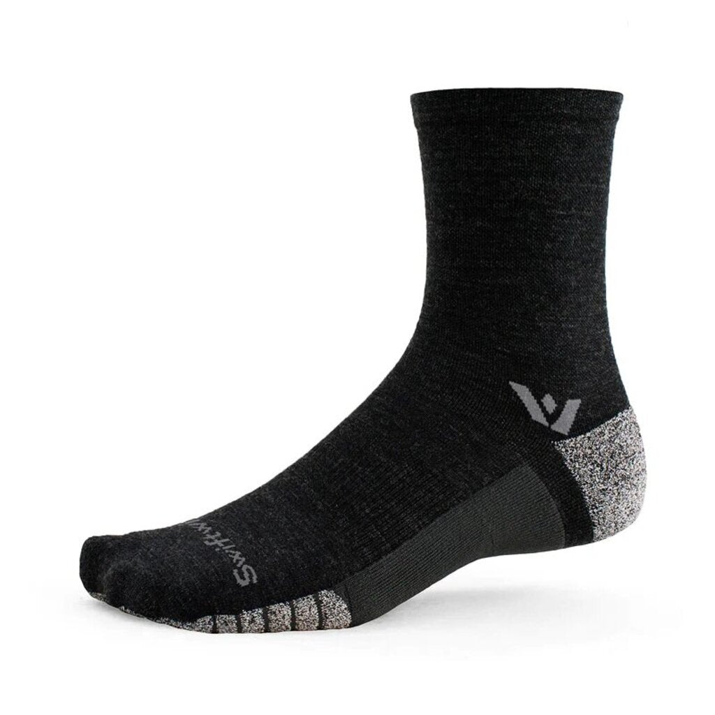 Swiftwick Flite XT Trail Mid-Crew Socks