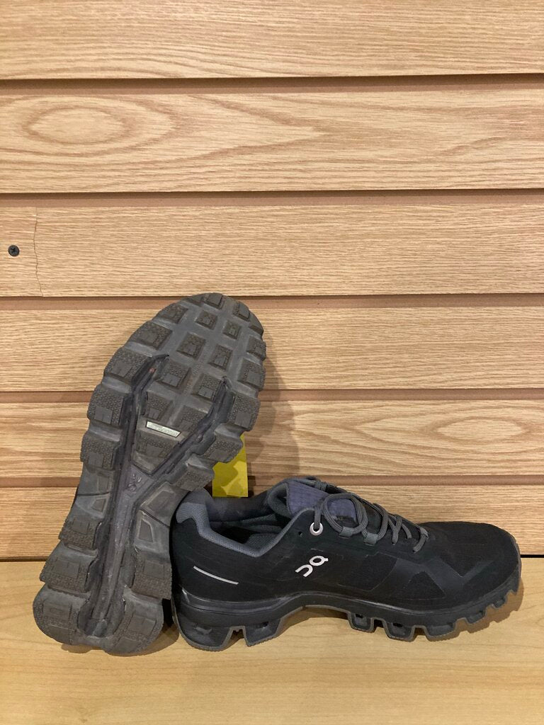 On Cloud WP Low Trail Shoes, Black, Women's 7.5