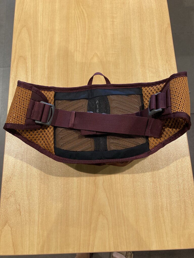 Osprey Savu Fanny Pack, Maroon, 2L