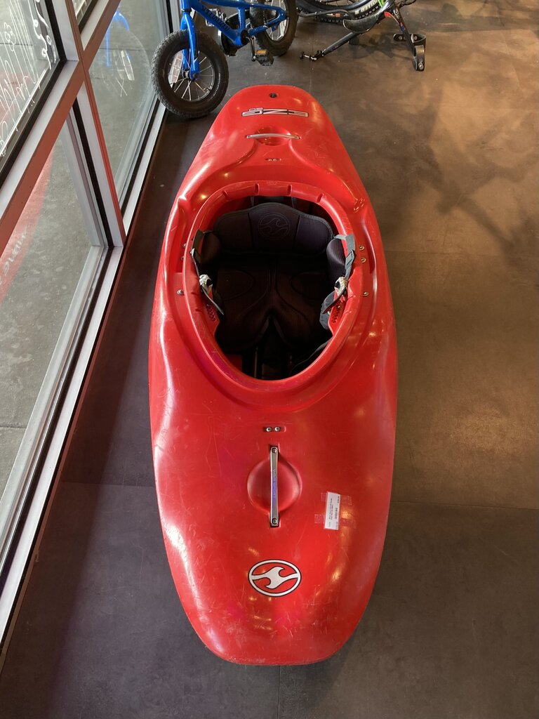Wave Sport EZG 50 Kayak, Red, Med 130-190#'s