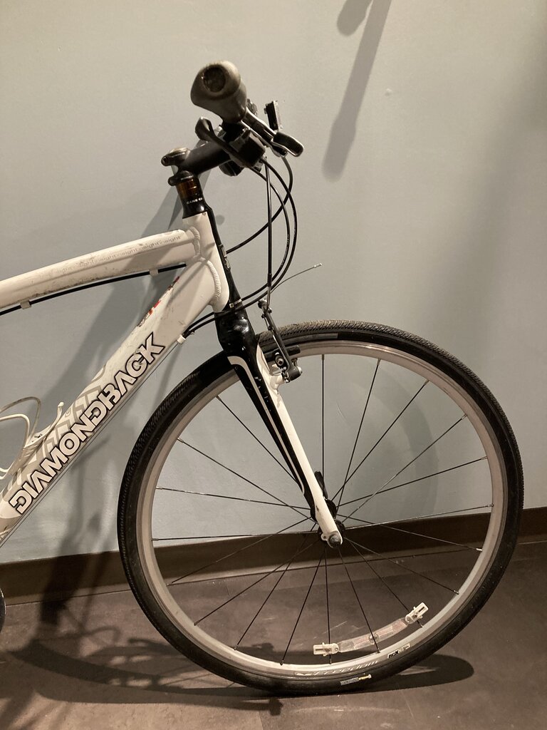 Diamondback Insight 2, White, 17" Frame