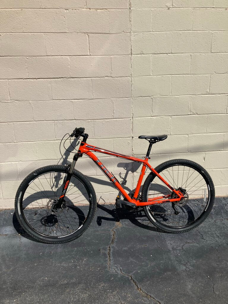 Trek Alpha X Caliber 7, Orange/Black, 19.5 in. frame, 29 in. wheels