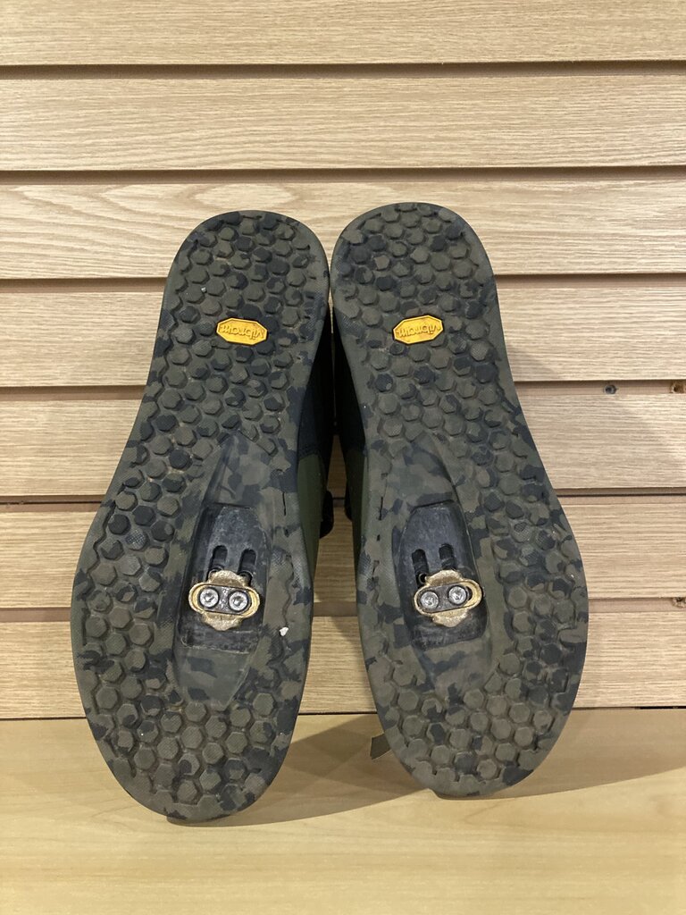 Giro Chamber II, Black/Green, Men's 13.5