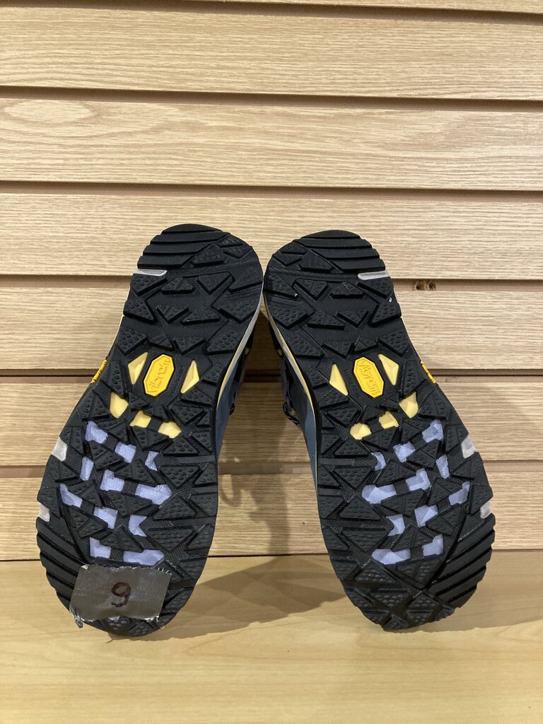 Teva Grandview Mid GTX, Blue Yellow, Women's 6