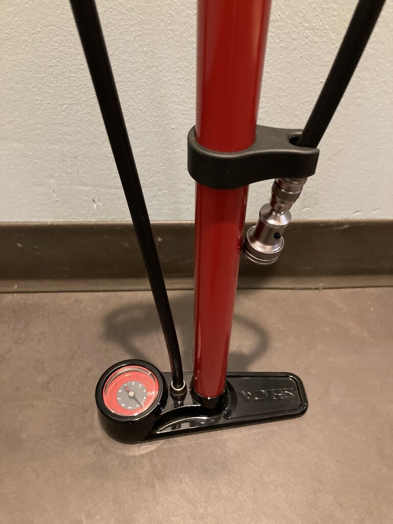 Pompe Silica Floor Bike Pump, Red