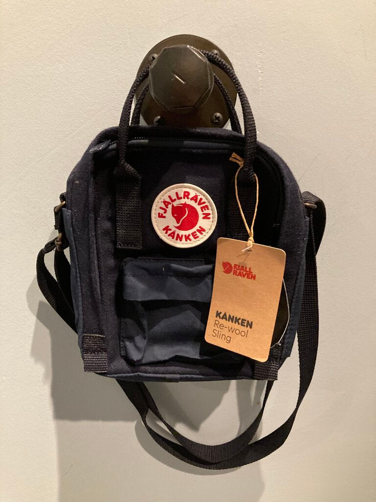 Fjallraven Re-Wool Sling, Navy, OS (with tags)