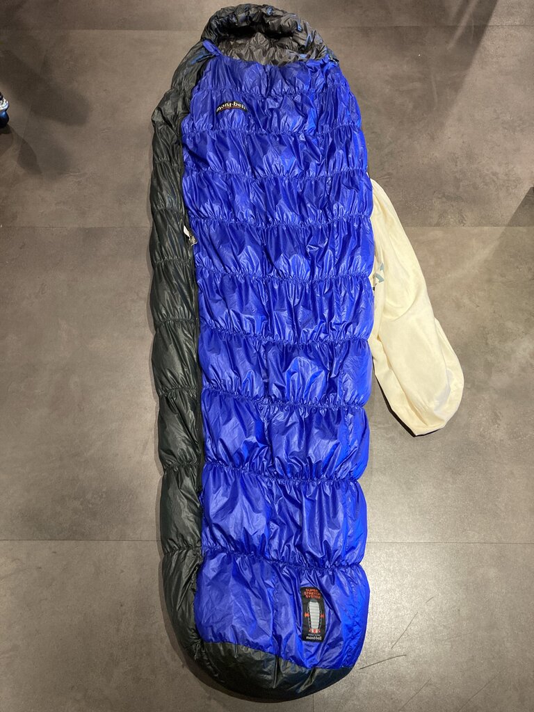 mont-bell Down Hugger #2 寝袋・シュラフ 青 Mont Bell UL Down Hugger Sleeping Bag, Blue/Grey, 30deg