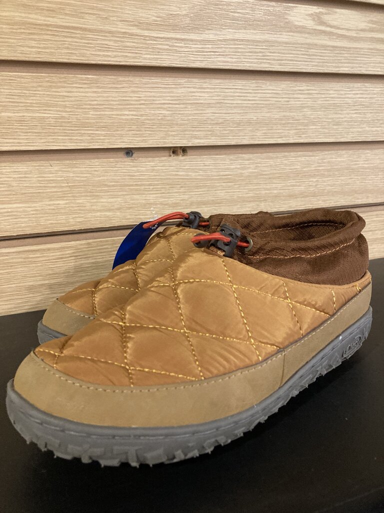 Chaco Ramble Puffs, Yellow, Women's 7