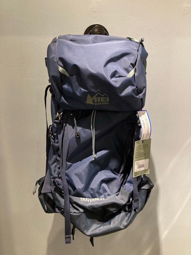 REI Traverse 32 Backpack, Navy, Women's S, 32L (new w/ tags)