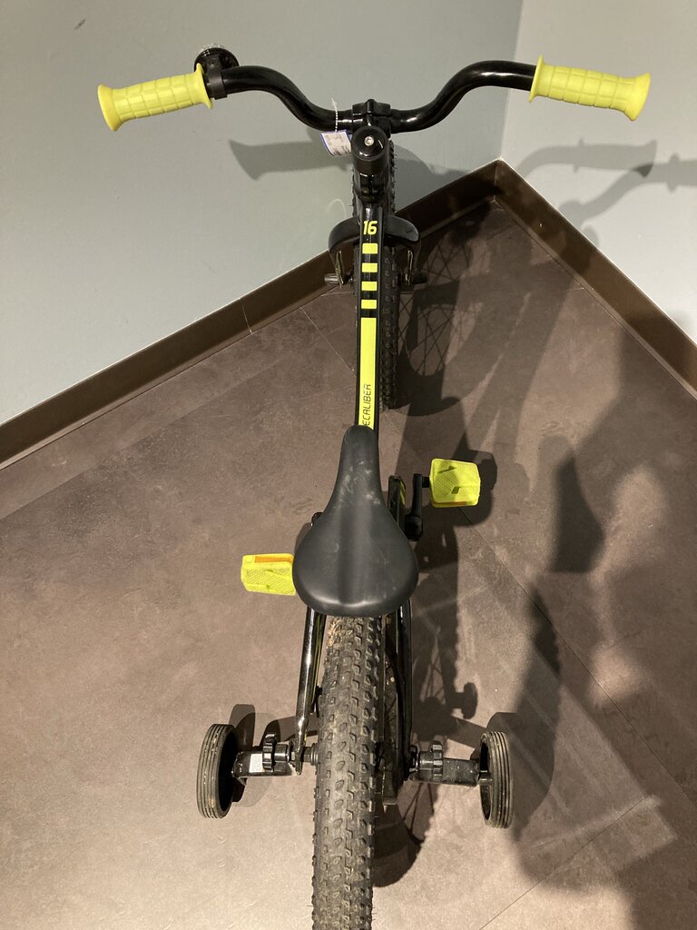 Trek Precaliber Kids Bike, Black/Yellow, 16"