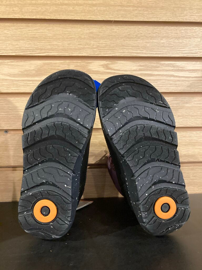 Bogs Skyline Snow Boot, Plum, Kid's 1