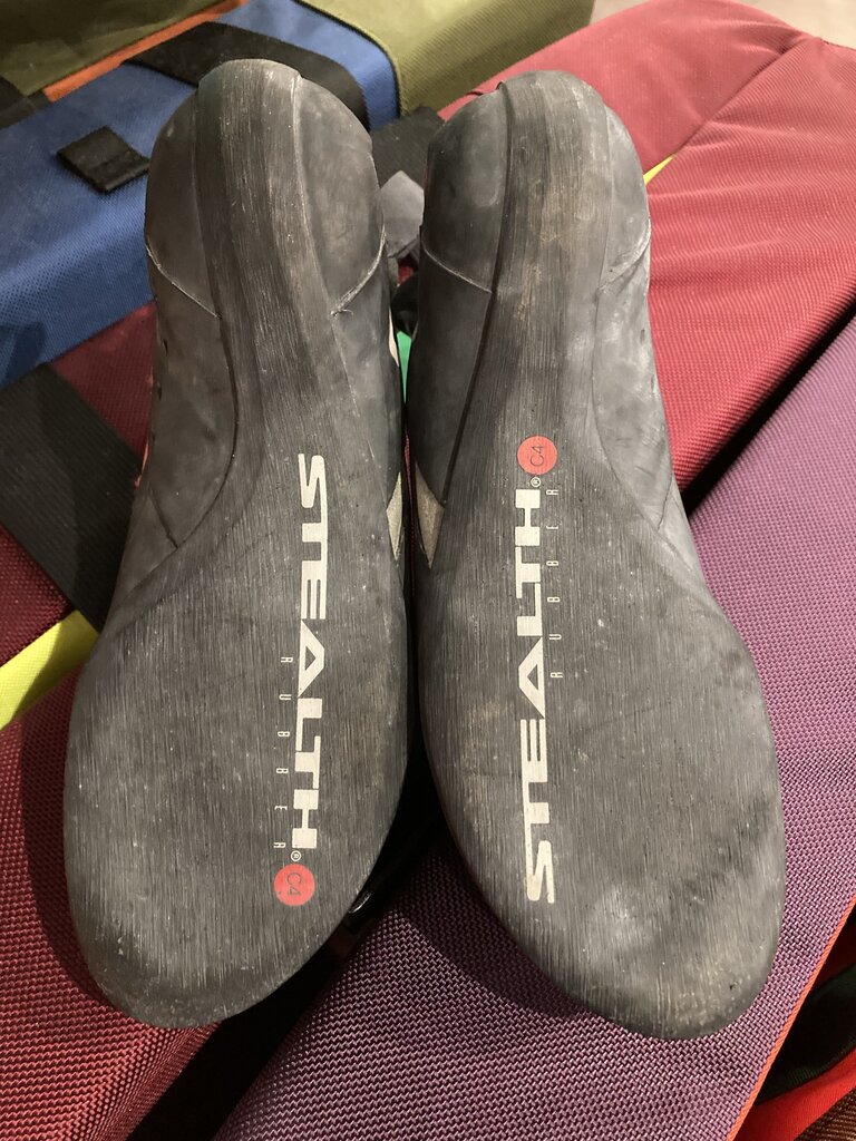 8-10 Climbing Shoes, Red/Black, EU 38