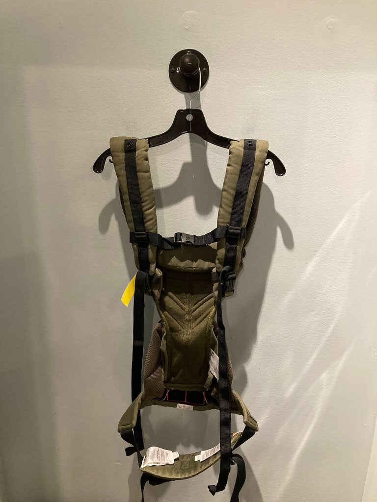 Ergobaby Omni Baby Carrier, OIive