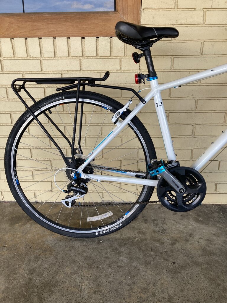 Trek FX 7.2 Hybrid Bike, White/Blue, 19" Frame/700cm Wheels