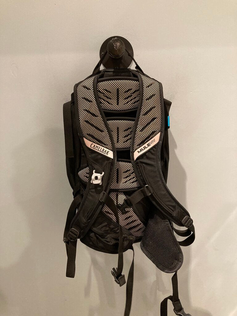 Camelbak Mule NV Hydration Pack, Black
