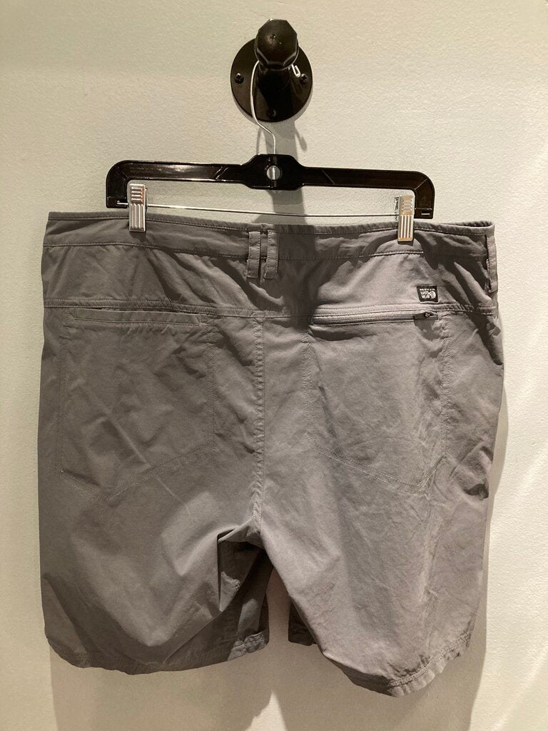 Mountain Hardwear Shorts, Grey, Men's 40
