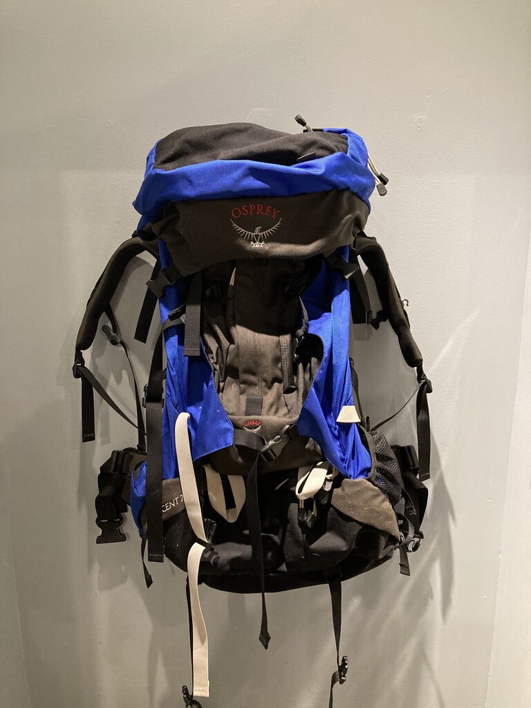 Osprey Crescent 75 Backpack, Blue/Black, M – Second Gear WNC