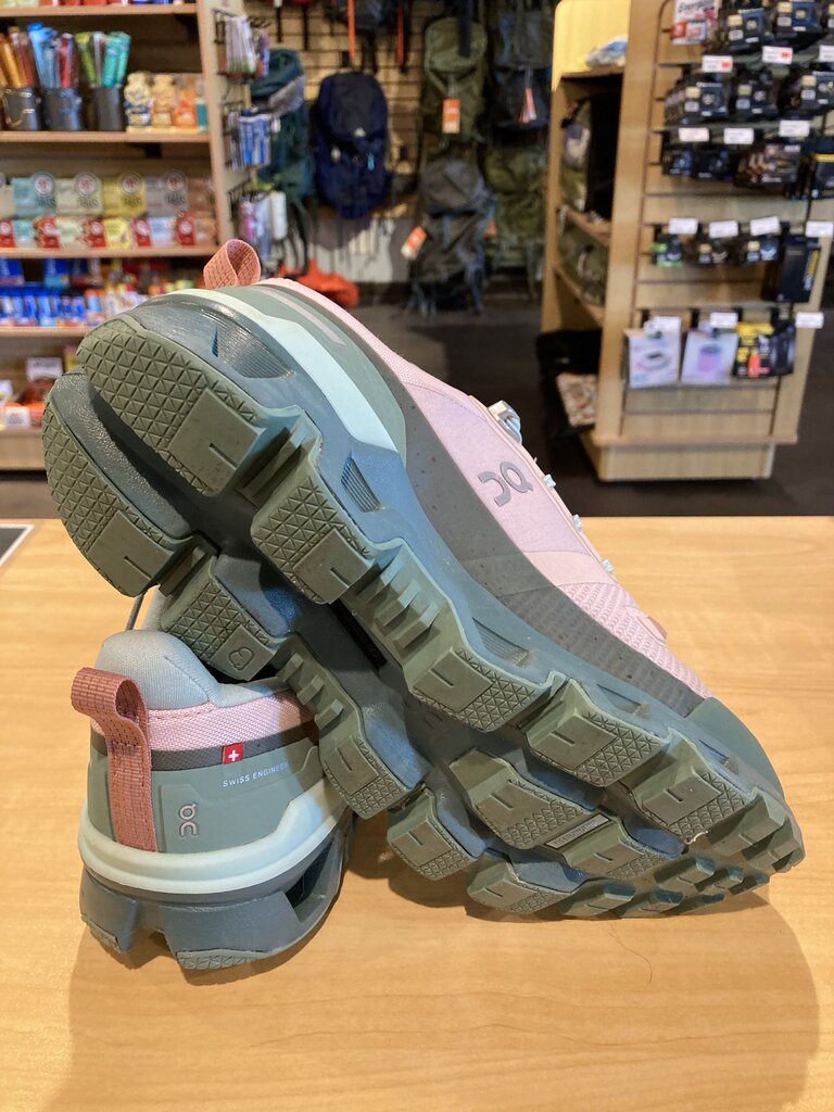 On Running Cloud WP< Pink/Green, Women's 9