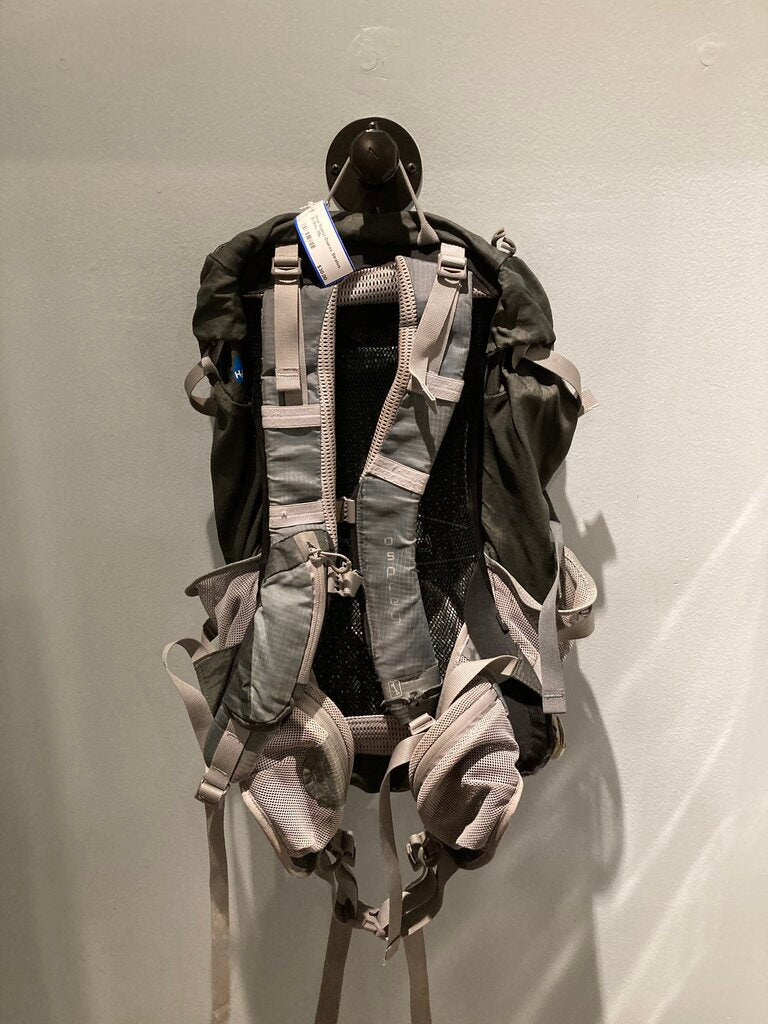 (Wear/Stains) Osprey Stratos 26, Grey, 26L