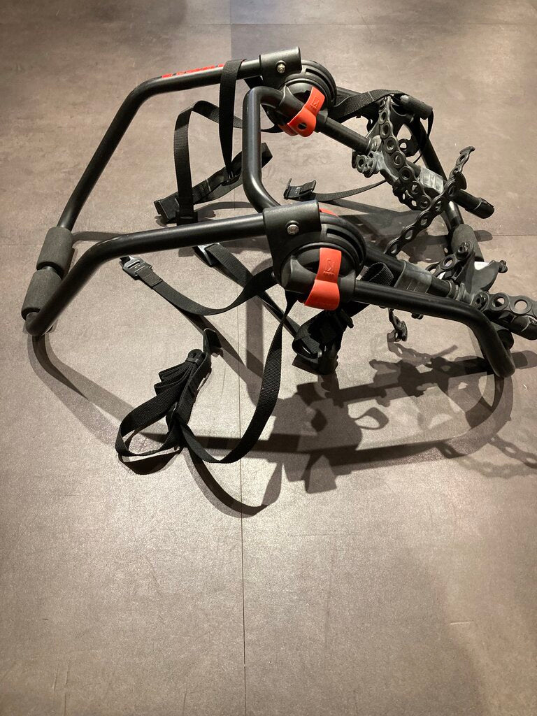 Yakima King Joe 2 Trunk Rack, Black