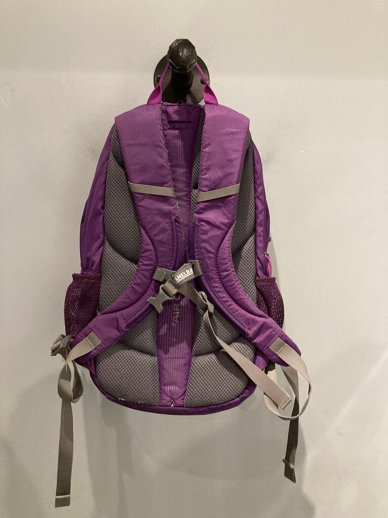 Camelbak Daystar 18 Hydration Pack, Purple, 18L