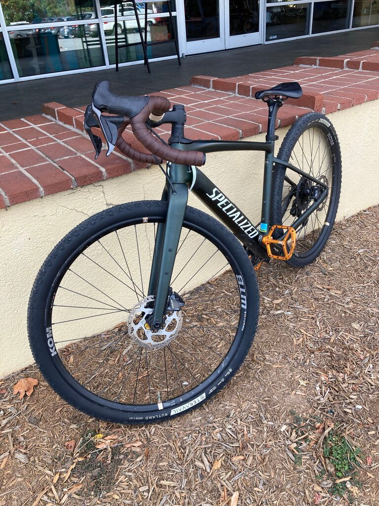 2021 Specialized Diverge Expert Carbon Bike, Dark Green, 52cm Frame, 27.5" Wheels