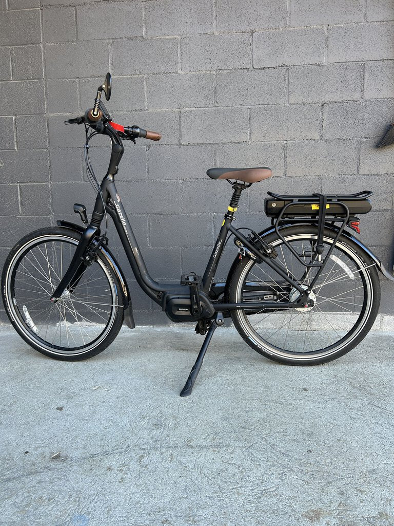 Royal Dutch Gazelle Easy Flow E-Bike, Black, S/M