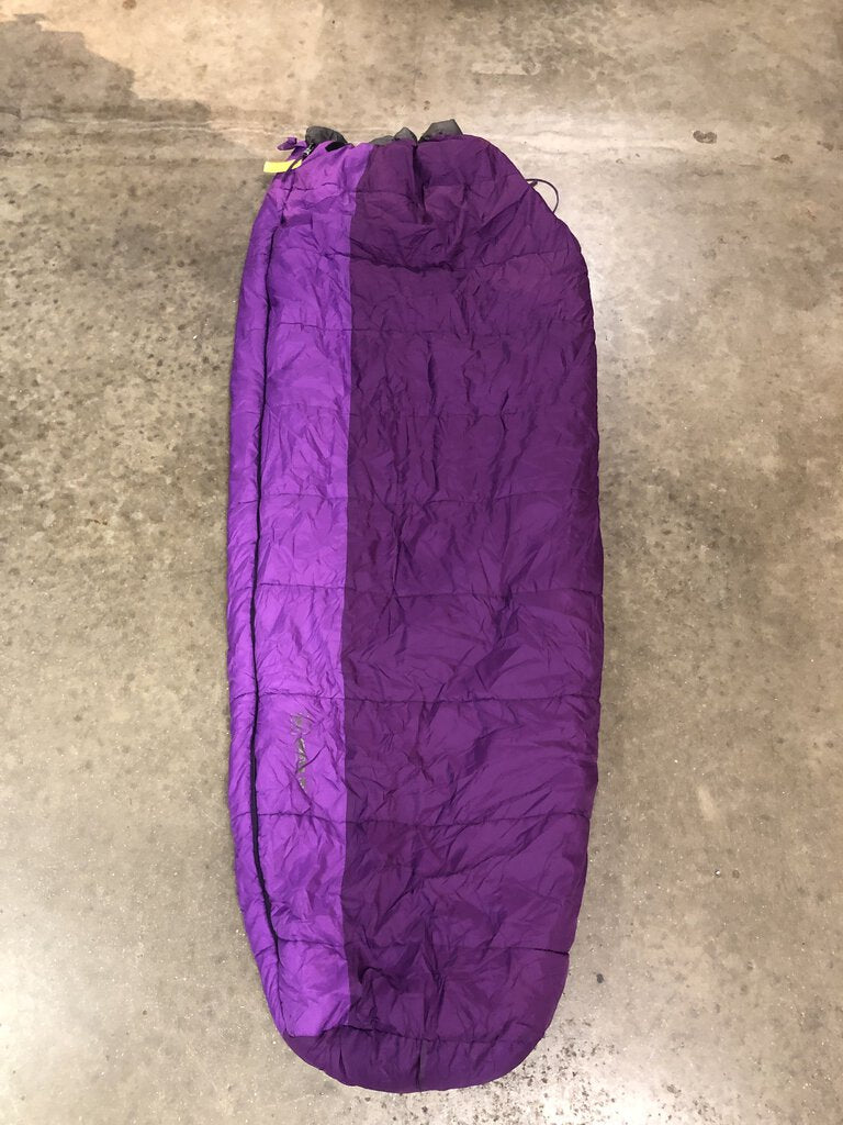 REI Siesta 35 Short Sleeping Bag, Pink/Purple