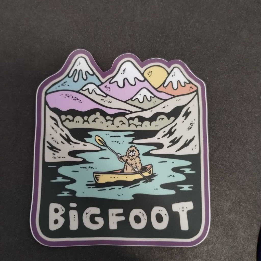 Menottees Bigfoot/Mountains/Kayaking