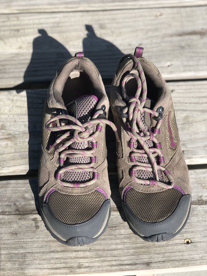 Columbia Low Hiking Boots, Brown/Purple, Women's 8