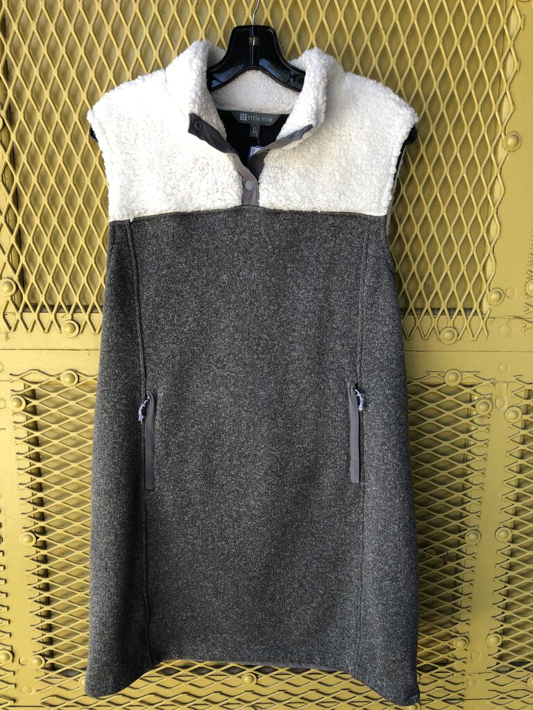 Title Nine Callitrix Fleece Vest Dress, Grey/White, Women's L