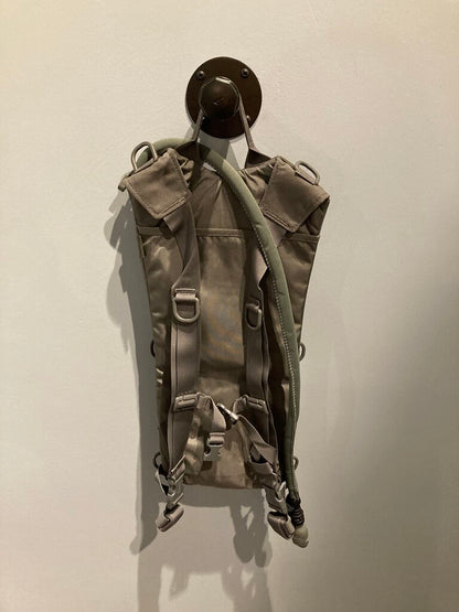 Camlbak Tactical Hydopack, Grey, 84oz?