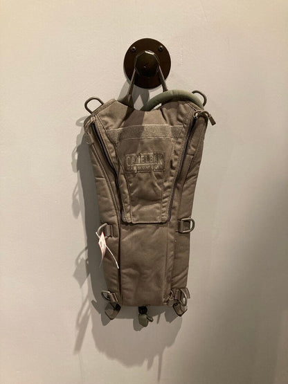 Camlbak Tactical Hydopack, Grey, 84oz?