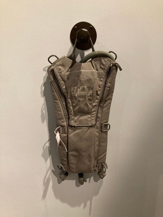 Camlbak Tactical Hydopack, Grey, 84oz?