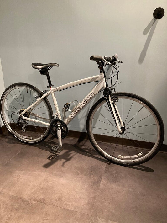 Diamondback Insight 2, White, 17" Frame