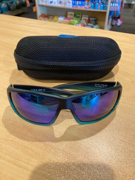 (Wear) Costa Tuna Alley Sunglasses, Blue Gradient, OS