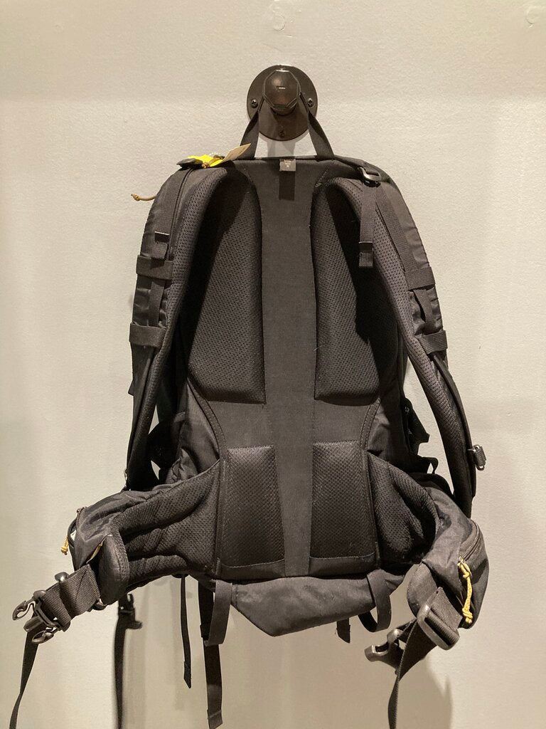 REI Trail 40 Backpack, Black, 40L