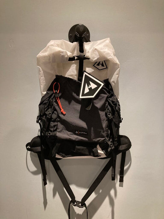 Hyperlite Aero 28 Backpack, White/Black, M (new w/ tags)