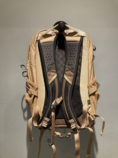 Osprey Comet Backpack, Tan/Brown, 30L