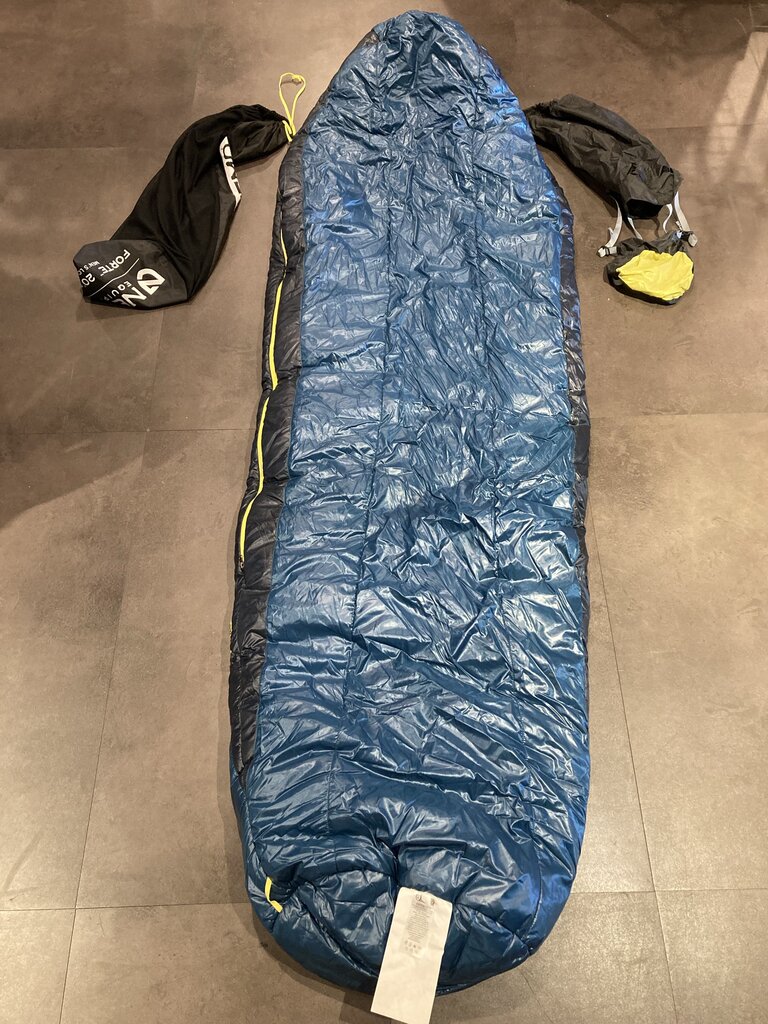 Nemo Forte Sleeping Bag, Green/Black, Men's Long 20 Degree