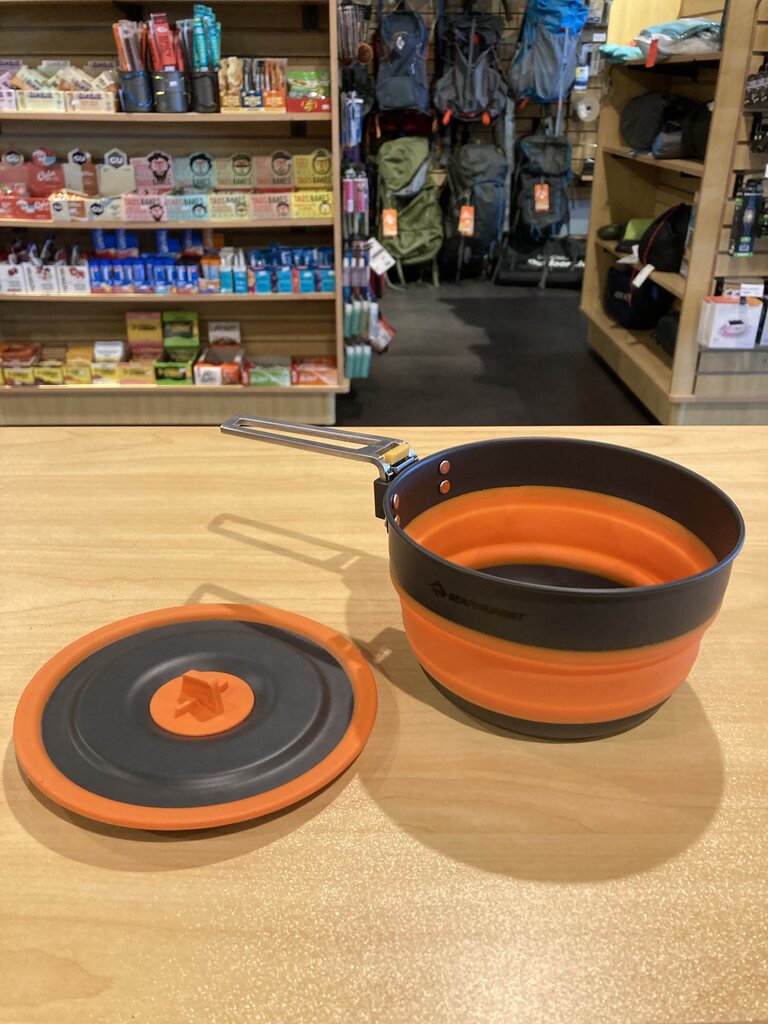 Sea To Summit Frontier UL Collapsible Pouring Pot, Titanium/Teal, 2.2L