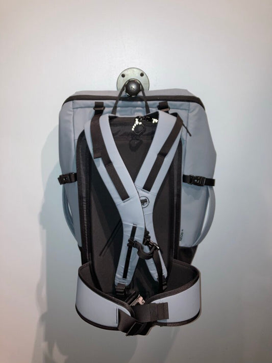 Mammut Neon Climbing Backpack, Fog, 45L