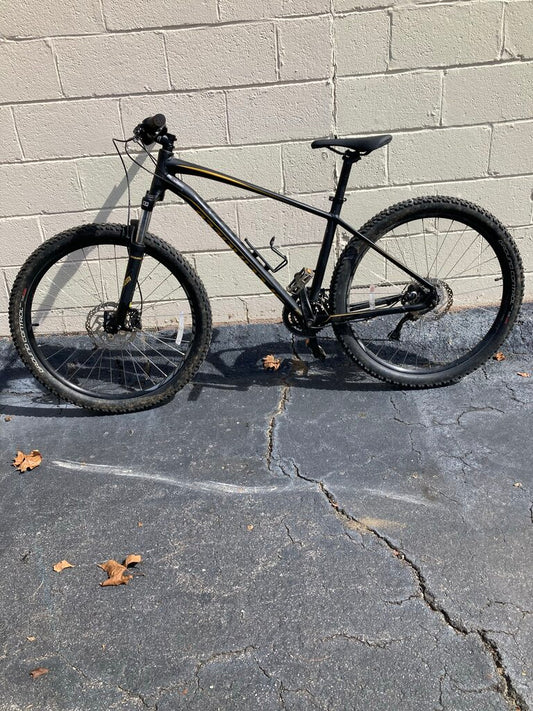 Specialized 2018 Pitch Comp 27.5 Hardtail MTB, Grey/Yellow, Men's L