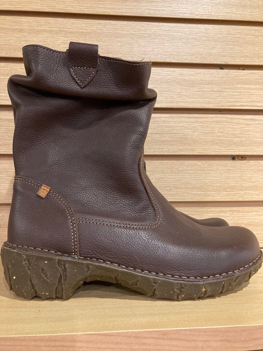 El Naturalista Boots, Brown, Women's 6-7