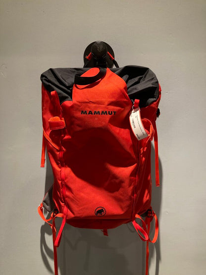 Mammut Trion Backpack, Red, 18L