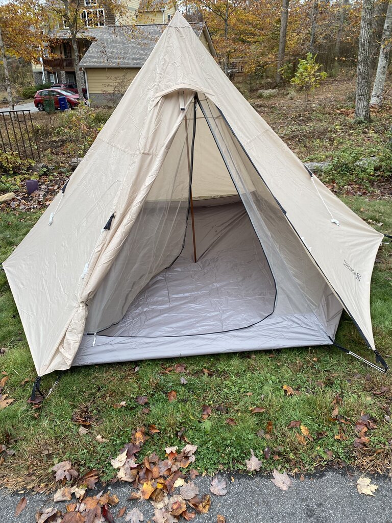 DOD One Pole Tent, W/Kelty Pole, Khaki, Medium