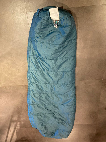 Kelty Clear Creek Sleeping Bag, Blue. 20 Degree Reg