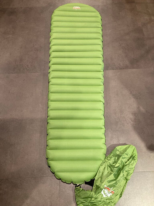 (NEW) Gear Doctors Apollo Air Mattress,Green/Black