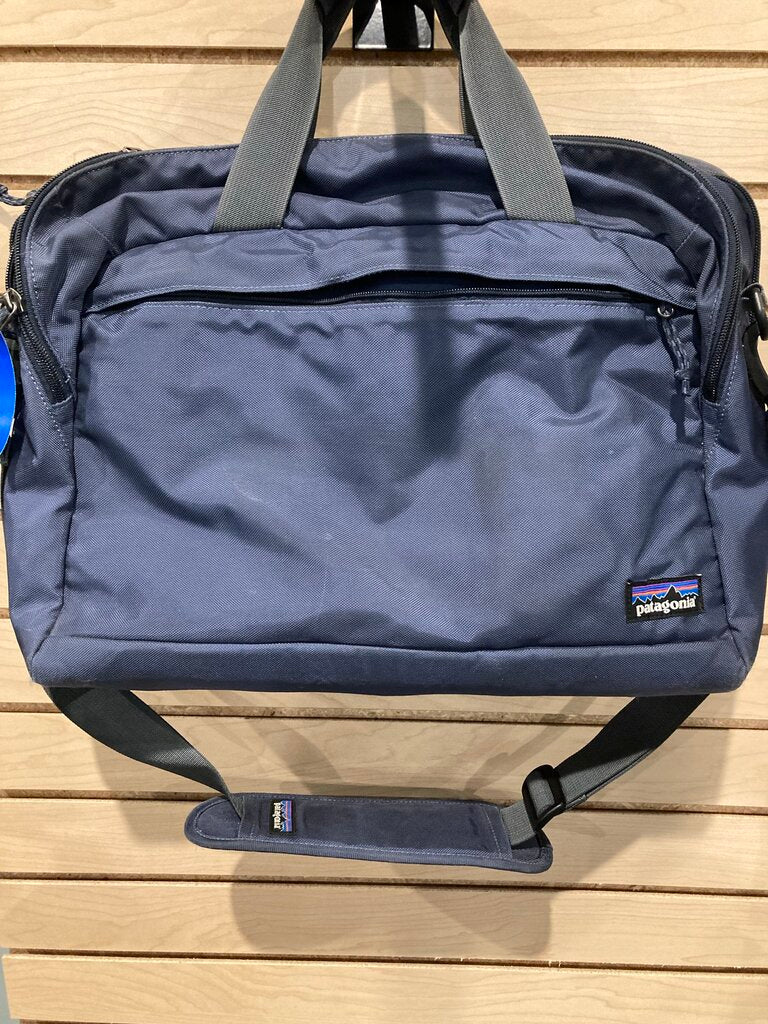 Patagonia Messenger Bag, Navy