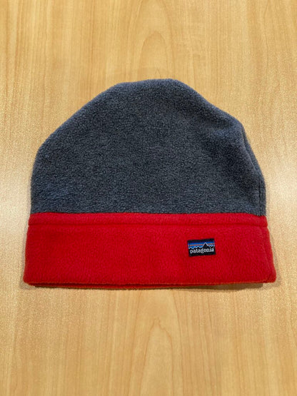 Patagonia Fleece Beanie, Grey/Red, OS